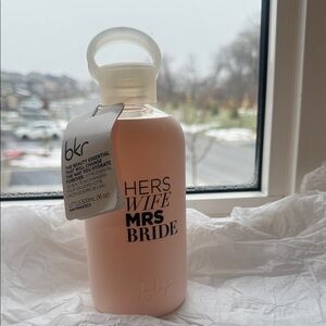 bkr Soft Pink Bridal Water Bottle 500ml
